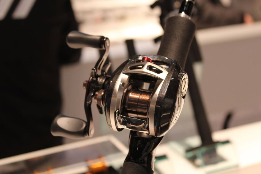 Osaka Fishing Show 2015 - Neuheiten Angelrollen 9