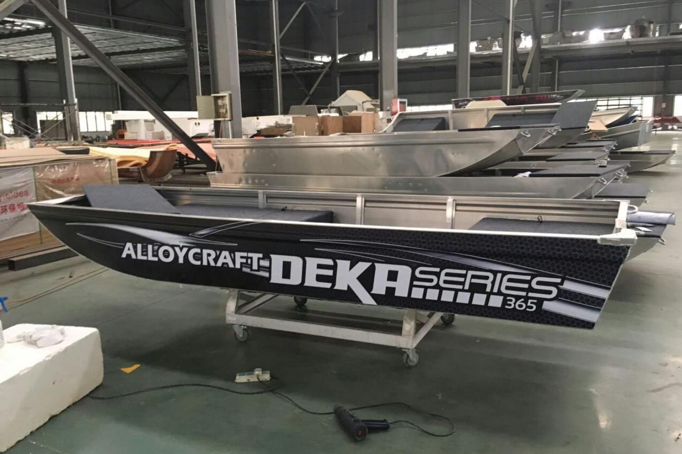 DEKA Boote powered by Alloycraft